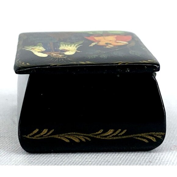 Russian Hand Painted Lacquer Trinket Box Angel Knight Small 2 x 1.5 x 1" Vtg - Picture 5 of 8